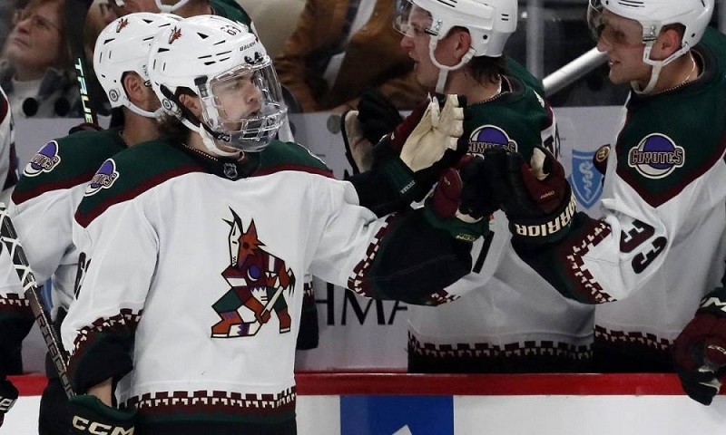 La bonne mentalité du joueur des Coyotes de l'Arizona Matias Maccelli